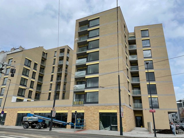 Sky Bohdalec, the commercial ground floor from the street